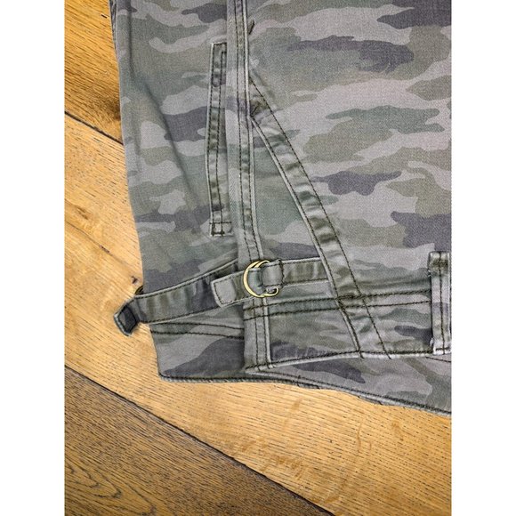 Anthropologie Camo Cropped Utility Flare Pants 26 - Picture 4 of 5